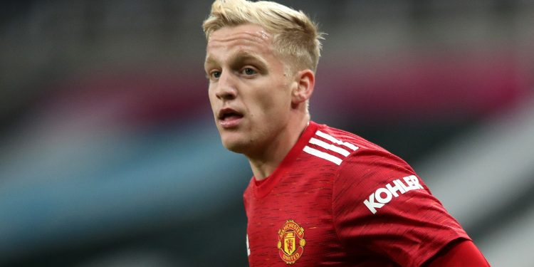 Everton'da hedef Donny van de Beek