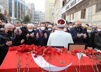 Fatma Girik son yolculuğuna dualarla uğurlandı