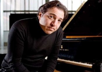 Fazıl Say’dan Aksu’ya destek: Sözlerin devamını da yazsın, oratoryosunu da besteleyelim