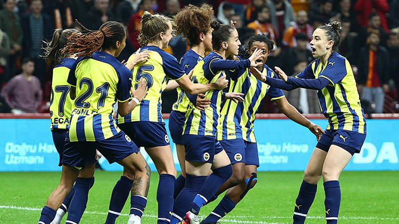 Fenerbahçe'de 12 pozitif vaka