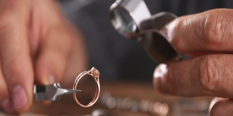 Fetva veren Müftü Çınar: Elmas, pırlanta ve zümrüdü zekâttan ‘muaf’ tuttu