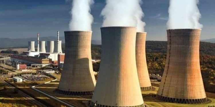 Fransa ve Almanya 'nükleer enerji' konusunda anlaşamıyor