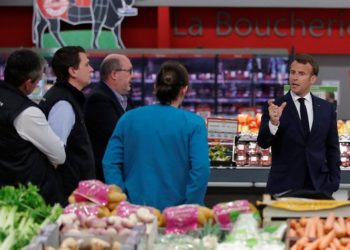 Fransa'da meyve ve sebzelerin plastiğe sarılı satılmasına yönelik yasak yürürlüğe girdi