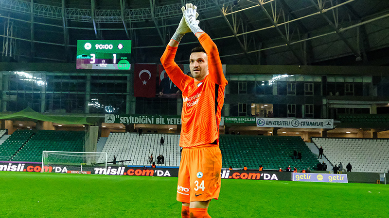 Galatasaray, Okan Kocuk için Giresunspor'la temasa geçti