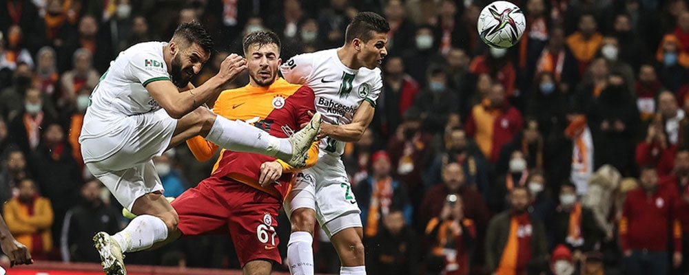 Galatasaray sezonun ikinci yarısına Giresunspor yenilgisiyle başladı