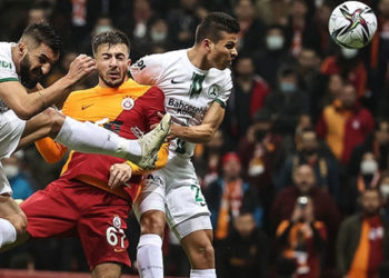 Galatasaray sezonun ikinci yarısına Giresunspor yenilgisiyle başladı
