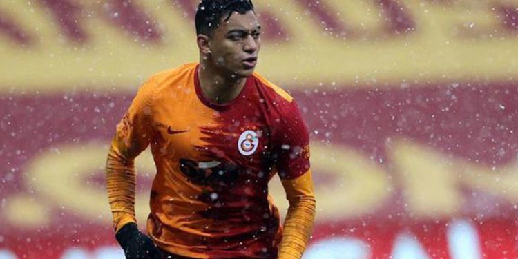 Galatasaray'ın Mısırlı oyuncusu Mustafa Muhammed'in yerine sınava giren arkadaşına gözaltı