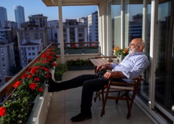 Gazeteci yazar Ahmet Altan: Sürgünde olmak mahkum olmaktan daha zor