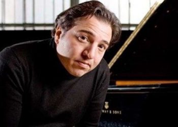 Genco Erkal: Fazıl Say’ın kesip attığı tırnağı olamazsınız