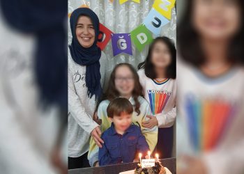 Gergerlioğlu ‘bu gülüşler soldu’ notuyla paylaştı: Üç çocuk annesi cezaevine girdi