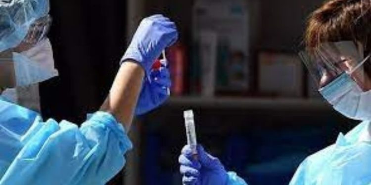 Günlük vaka sayısı 72 bin 555 oldu