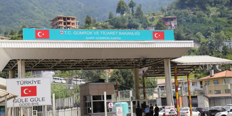 Gürcistan’da asgari ücret ne kadar? TL-Lari kuru ne durumda?