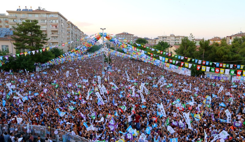 HDP büyük Diyarbakır mitingine hazırlanıyor