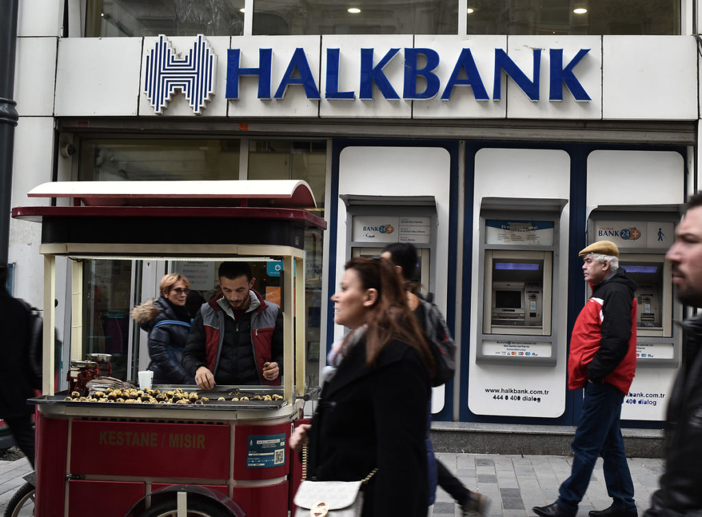 Halkbankası davası ABD Anayasa Mahkemesi’nin kararını bekleyecek