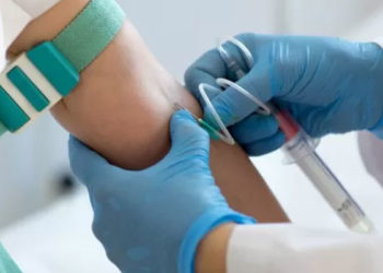 Hamile hemşireye dört kişinin saldırısı sonrası sağlıkta şiddet yeniden gündemde