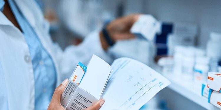 Hekimlerin yazdığı reçetelerin yarısı geri dönüyor: 900 ilaç piyasada yok