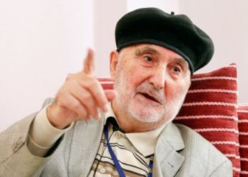 Hekimoğlu İsmail vefat etti