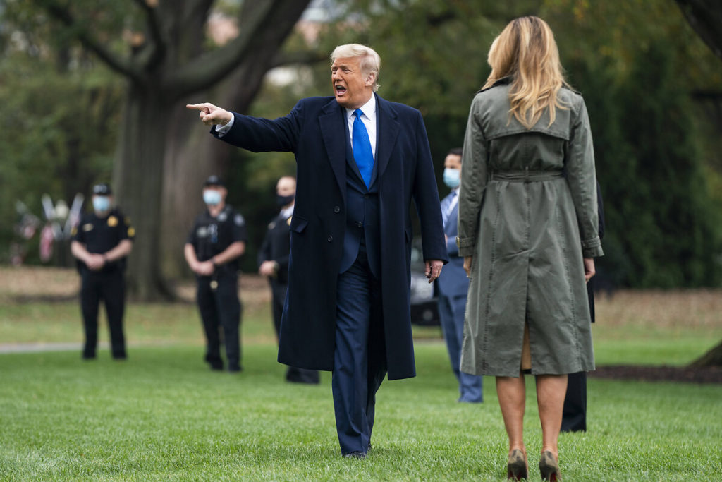 Hile sorularına kızan Trump röportajı yarıda kesti