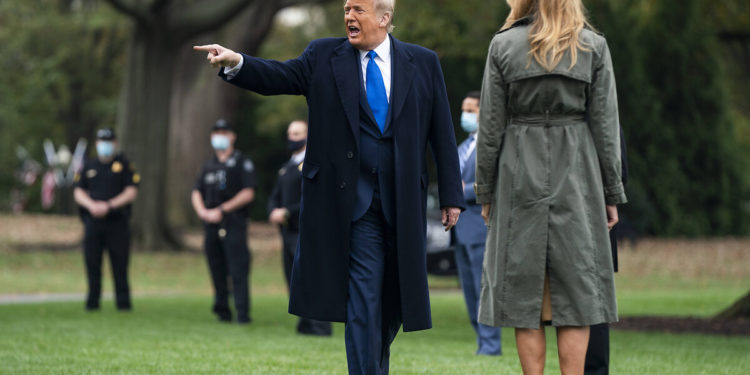 Hile sorularına kızan Trump röportajı yarıda kesti