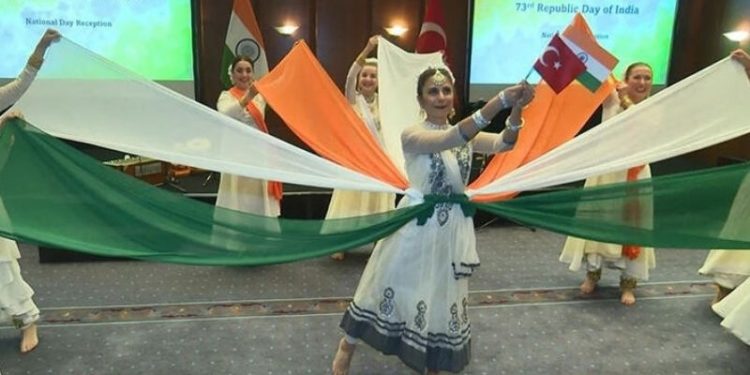 Hindistan, 73'üncü Cumhuriyet Bayramı'nı kutluyor