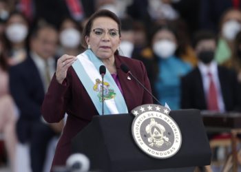 Honduras'ın ilk kadın Devlet Başkanı Castro, yemin ederek göreve başladı