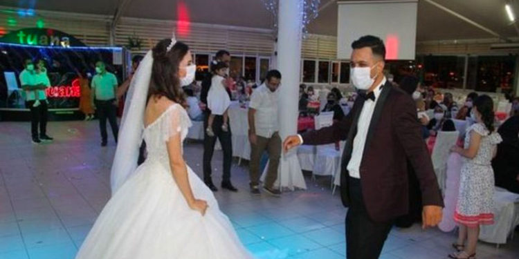 Hürriyet yazarı Soybaş: Düğünlerde altın devri kapandı; gümüş çağı başlıyor