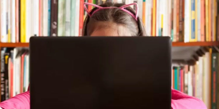 IWF: 2021'de internette çocuk istismarı görüntüleri büyük ölçüde arttı