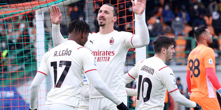 Ibrahimovic, Ronaldo'nun rekoruna ortak çıktı!