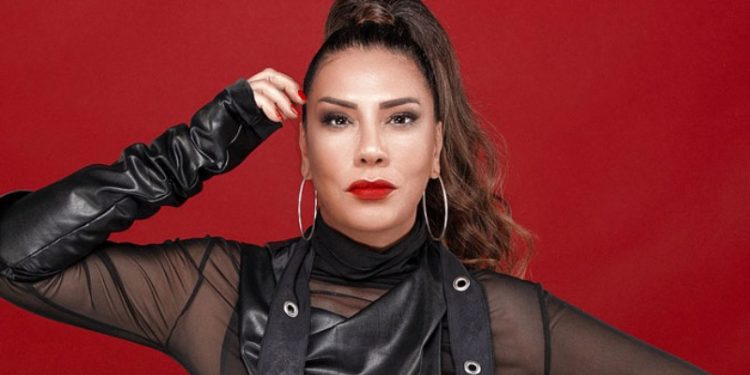 Işın Karaca: Gülşen bu ülkeye göre hareket etmelidir