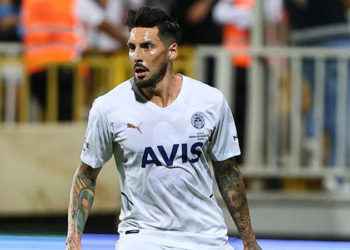 Jose Sosa: İkinci yarıya uyuyarak başladık