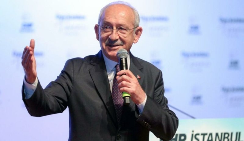 Kılıçdaroğlu CHP'nin kusurları arasında 'başörtüsünü bir numaralı sorun haline getirmeyi' saydı