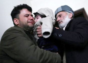 Kabil’deki kaosta kaybolan bebek, beş ay sonra ailesine kavuştu