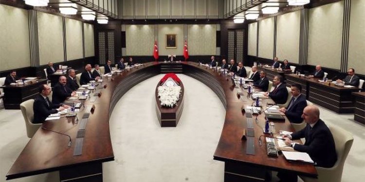 Kabine toplanıyor: Gündem ekonomi ve rekor kıran vaka artışı