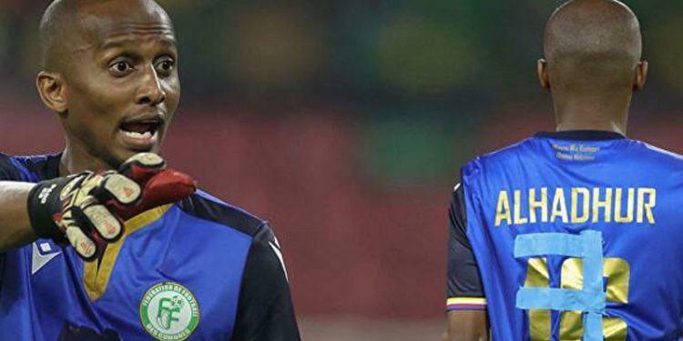 Kamerun'la karşılaşan Komorlar'da kaleci krizi: Sol bek oyuncusu kaleye geçti