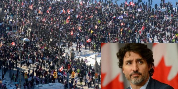 Kanada'da aşı karşıtlarının eylemi büyüyünce Trudeau gizli bir yere götürüldü