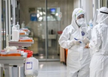 Karantina süresini değerlendiren Prof. Dr. Saltık: Kararlarda politik sebepler, ekonomik kaygılar var