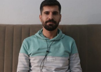 Kayyımın konvoyuna bakan HDP’li gözaltına alındı