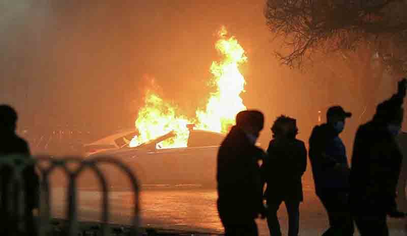 Kazakistan'da protestolar: 18 güvenlik görevlisi yaşamını yitirdi