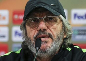 Kocaelispor teknik direktörü Mustafa Reşit Akçay, istifa etti