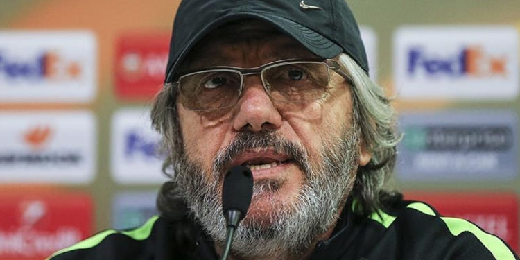 Kocaelispor teknik direktörü Mustafa Reşit Akçay, istifa etti