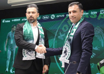 Konyaspor'dan İlhan Palut'a yeni sözleşme