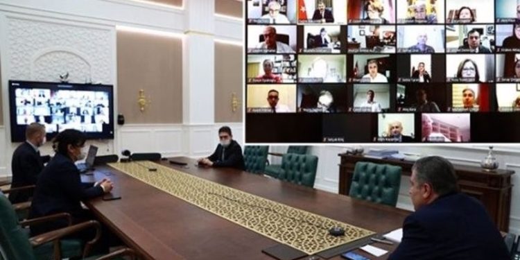 Koronavirüs Bilim Kurulu toplanıyor: Gündem artan vakalar ve yerli aşı