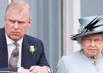 Kraliçe, cinsel saldırıyla suçlanan oğluna destek vermeyecek