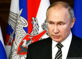 Kremlin: Putin'e yaptırım acı verici değil yıkıcı olur