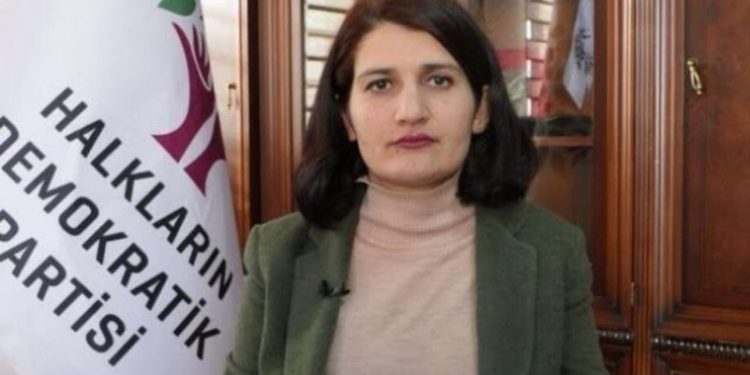 Kulis: Erdoğan talimat verdi, AKP ve MHP'liler dokunulmazlık dosyaları için formül arıyor