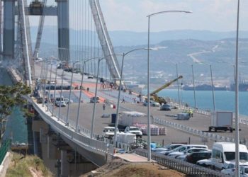 Köprülere örtülü zam