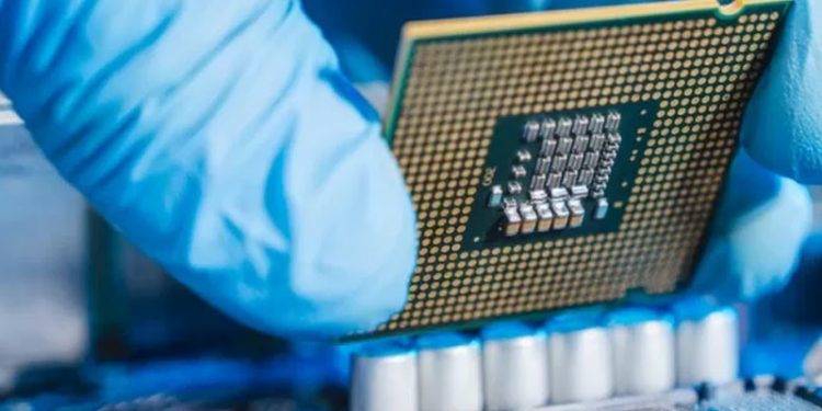 Küresel çip krizi: ABD şirketlerinin yarı iletken stoku azalıyor