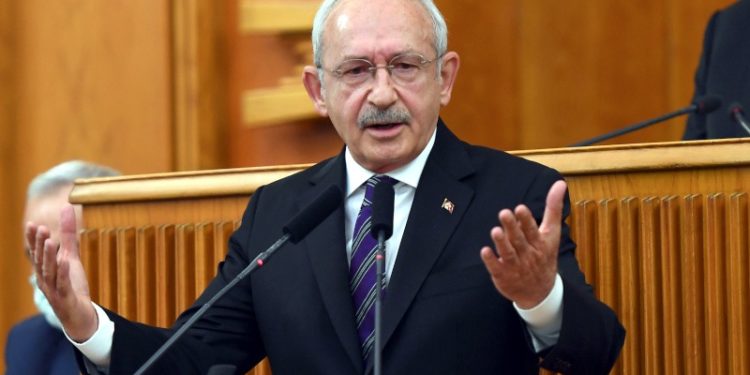 Kılıçdaroğlu, kendisine 'eşkıya' diyen Erdoğan'a Mahsuni Şerif'le yanıt verdi