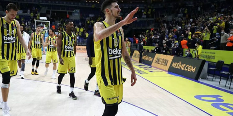 Kızılyıldız-Fenerbahçe Beko karşılaşması Kovid-19 vakaları nedeniyle ertelendi