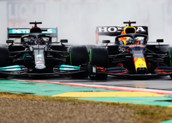 Lewis Hamilton, 2021 F1 şampiyonluğu ile ilgili incelemenin sonucunu öğrenmek için iki ay beklemek zorunda kalacak